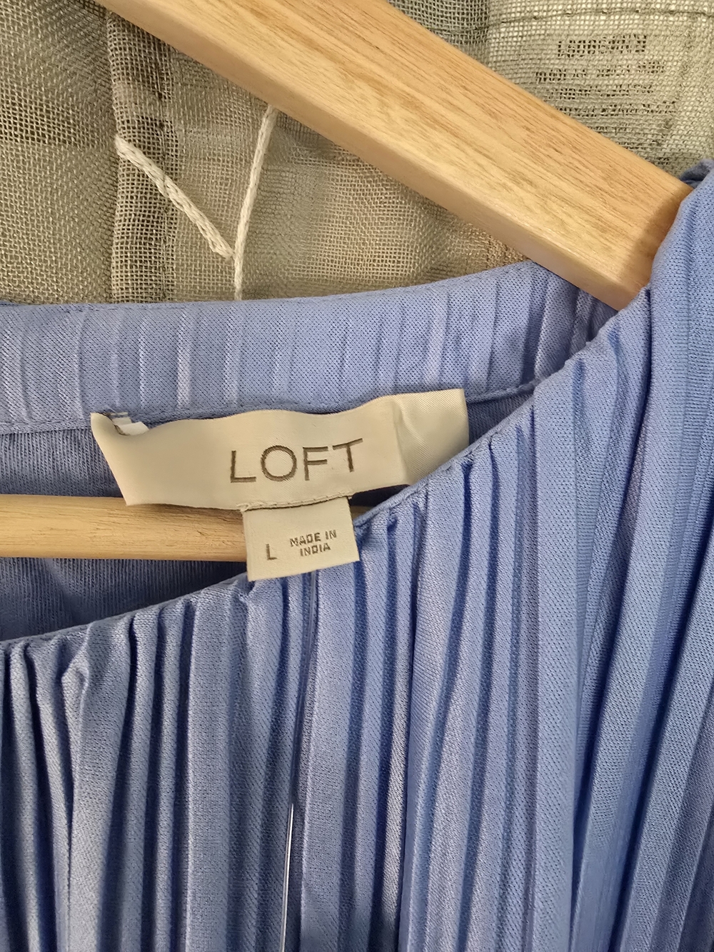 LOFT Light Blue Pleated Blouson Top - Picture 3 of 4